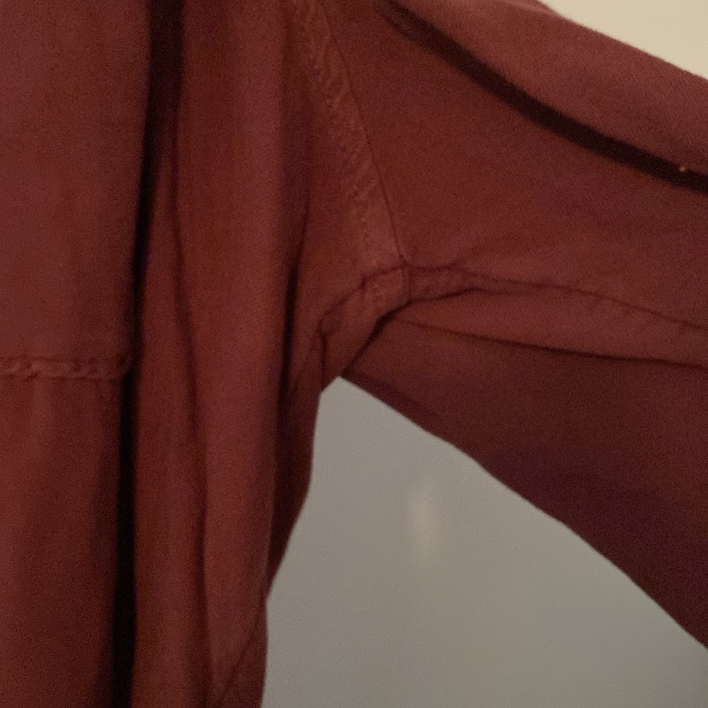 Button down maroon top from Mudd - Picture 4 of 5